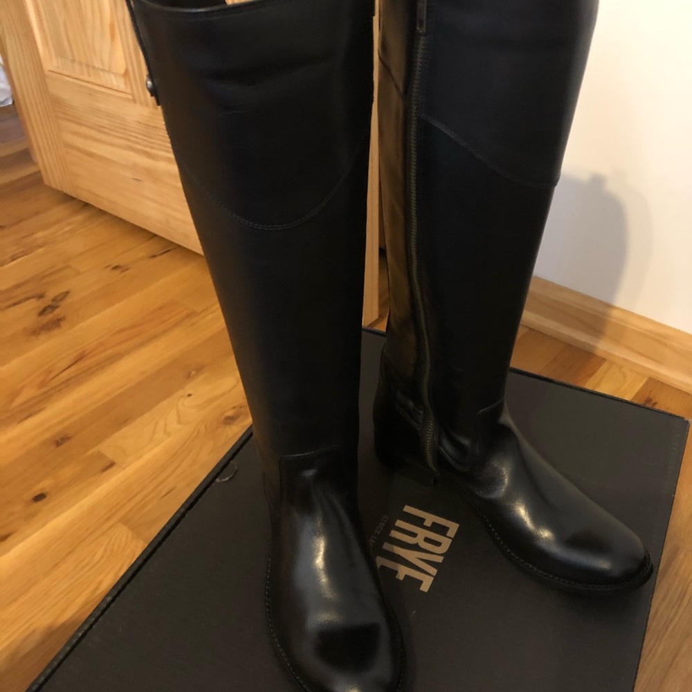 Amazing Frye Boots!!